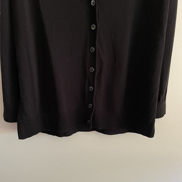 Talbots Petite Women LP Black Knit V-Neck Button Up Raglan Girlfriend Cardigan - Picture 2 of 11